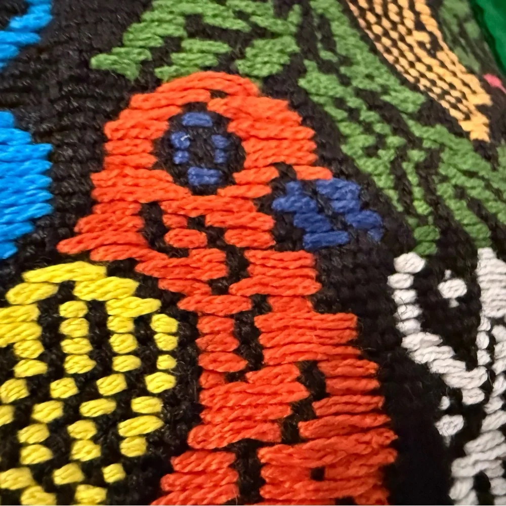 Guatemala handmade Embroidered Throw Pillows pair‎ 18x18” zip birds crab floral
